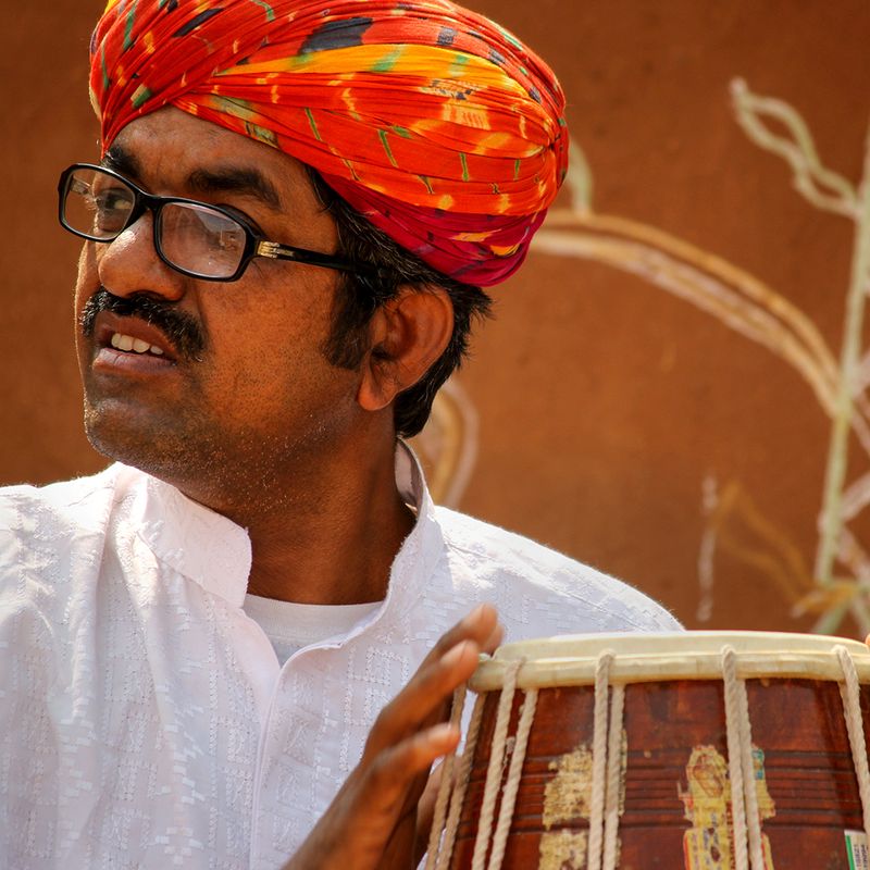 Firoz Khan, Dholak