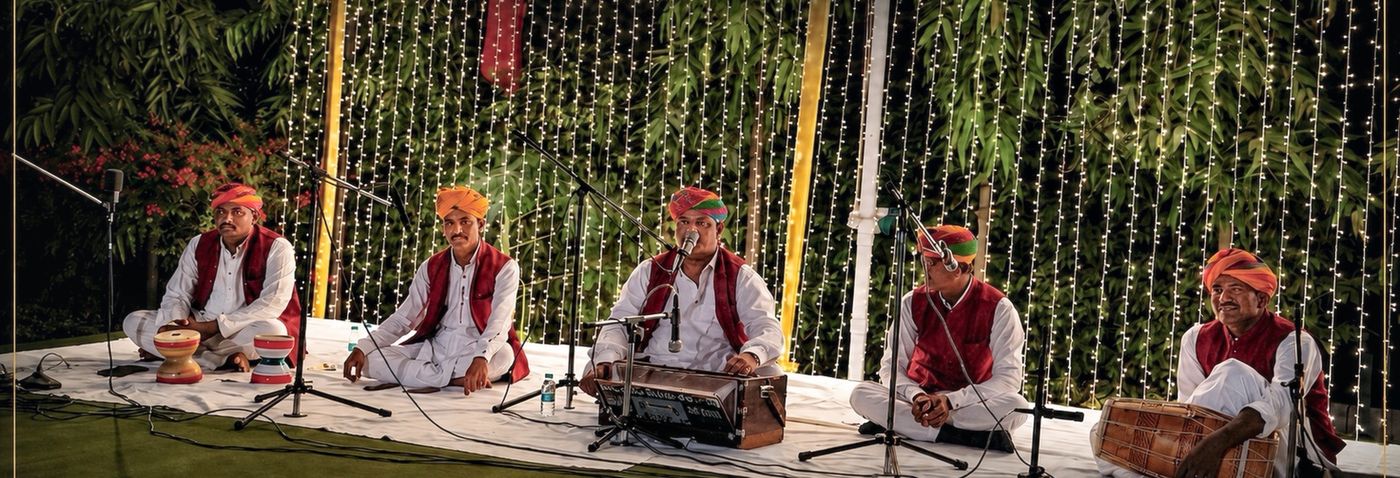 Manganiyar ensemble performing at PHD Chambers, New Delhi